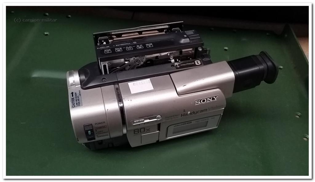 Sony CCD-TRV87E en venta para piezas
